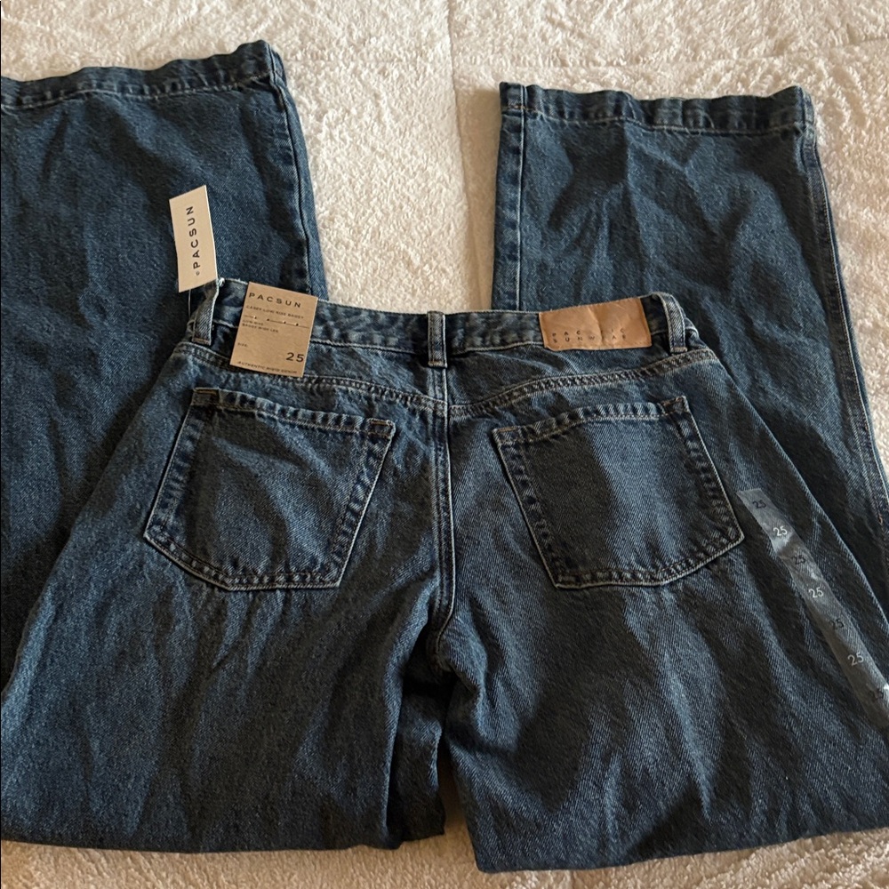 NWT Casey Low Rise Dark Wash Baggy Jeans - Picture 4 of 4